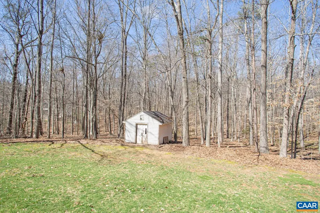 750 Lochridge Lane Earlysville VA 22936