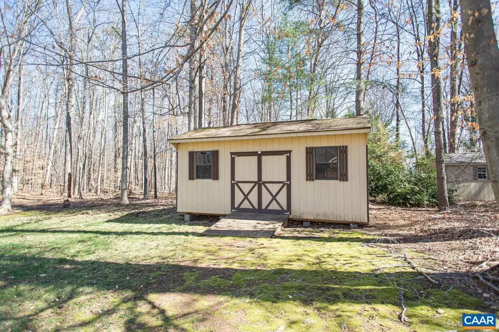 750 Lochridge Lane Earlysville VA 22936