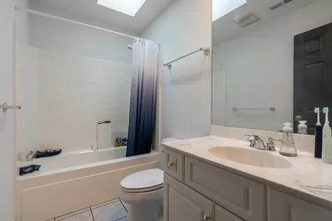 3741 Davis Road Penn Laird VA 22846