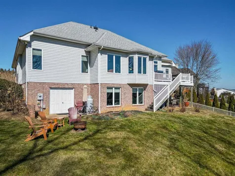 3741 Davis Road Penn Laird VA 22846