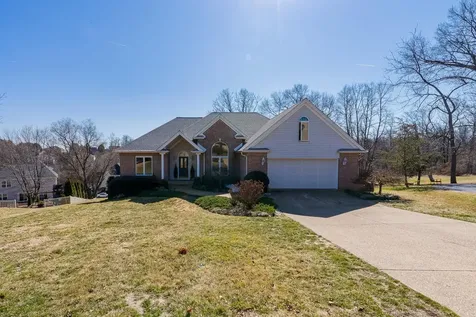 3741 Davis Road Penn Laird VA 22846
