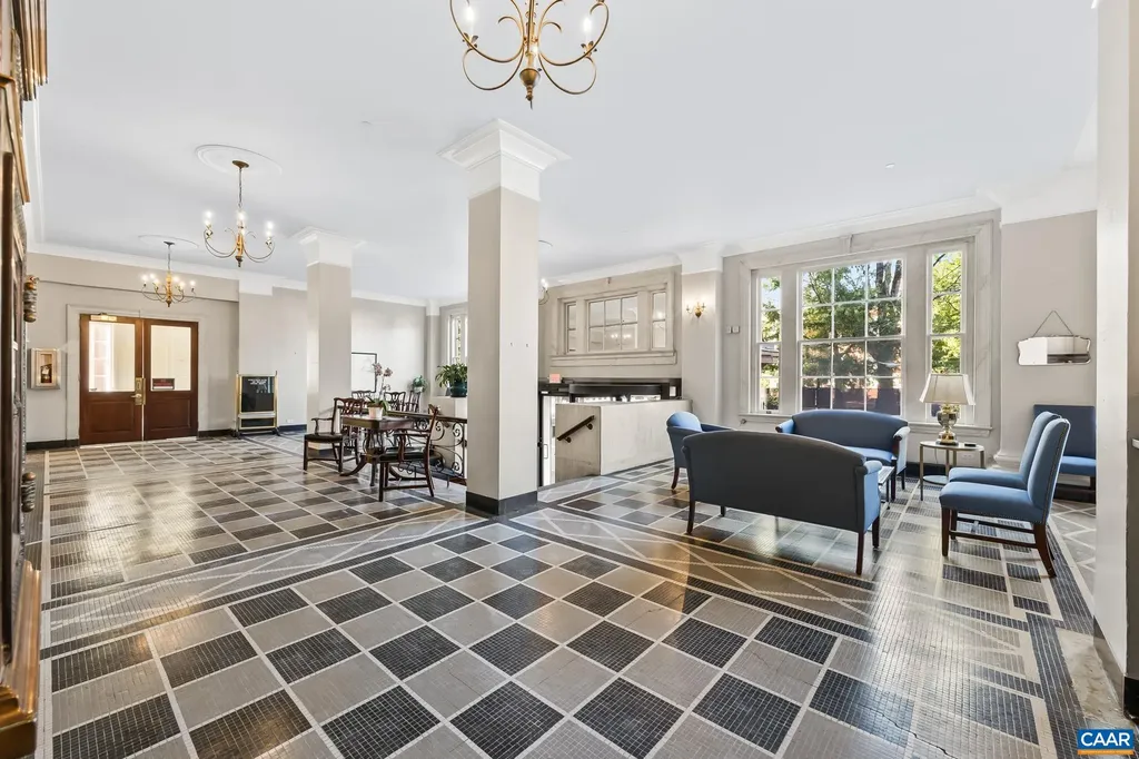 500 Court Square Charlottesville VA 22902