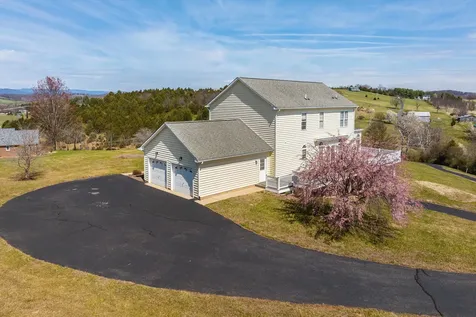 2178 Churchville Avenue Staunton VA 24401