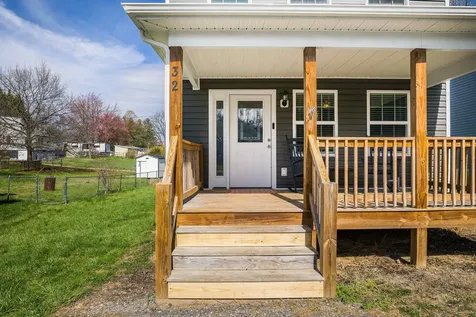32 Reed Street Fishersville VA 22939