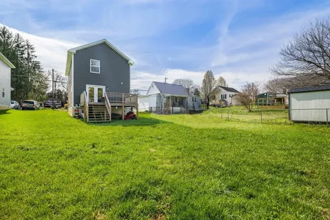 32 Reed Street Fishersville VA 22939