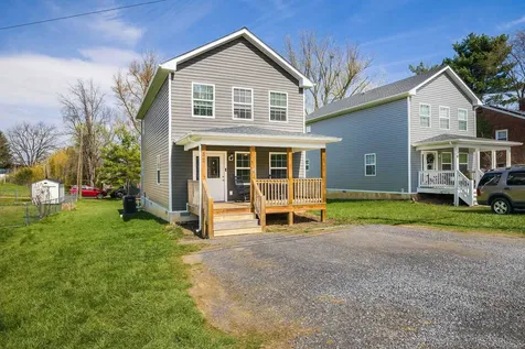 32 Reed Street Fishersville VA 22939