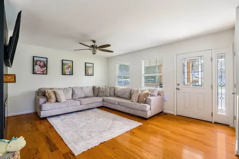 32 Reed Street Fishersville VA 22939