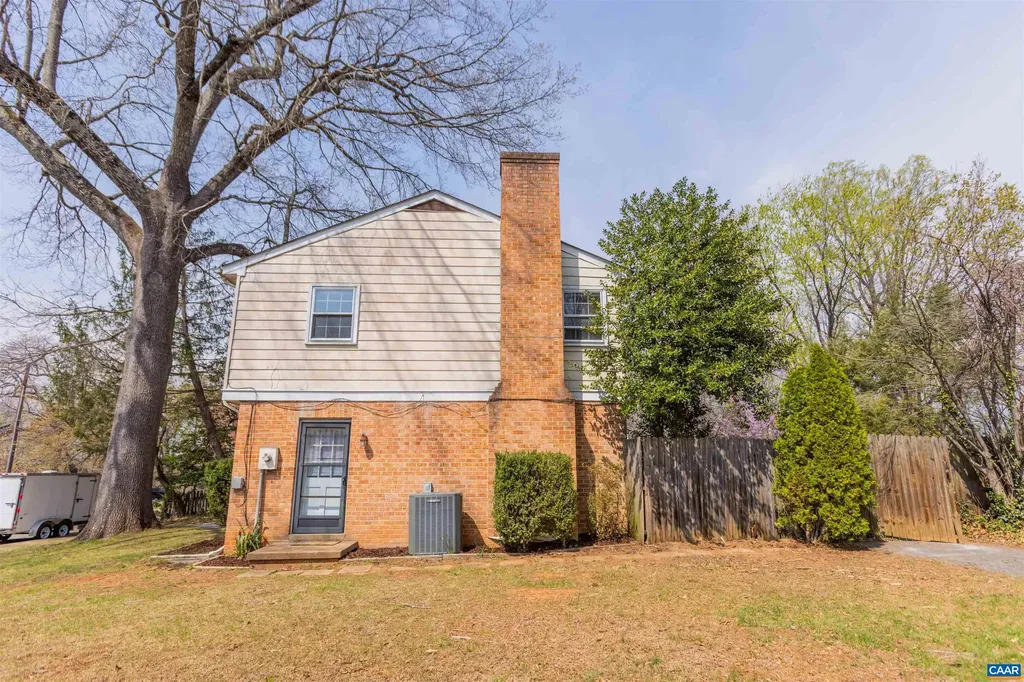 1213 Cutler Lane Charlottesville VA 22901