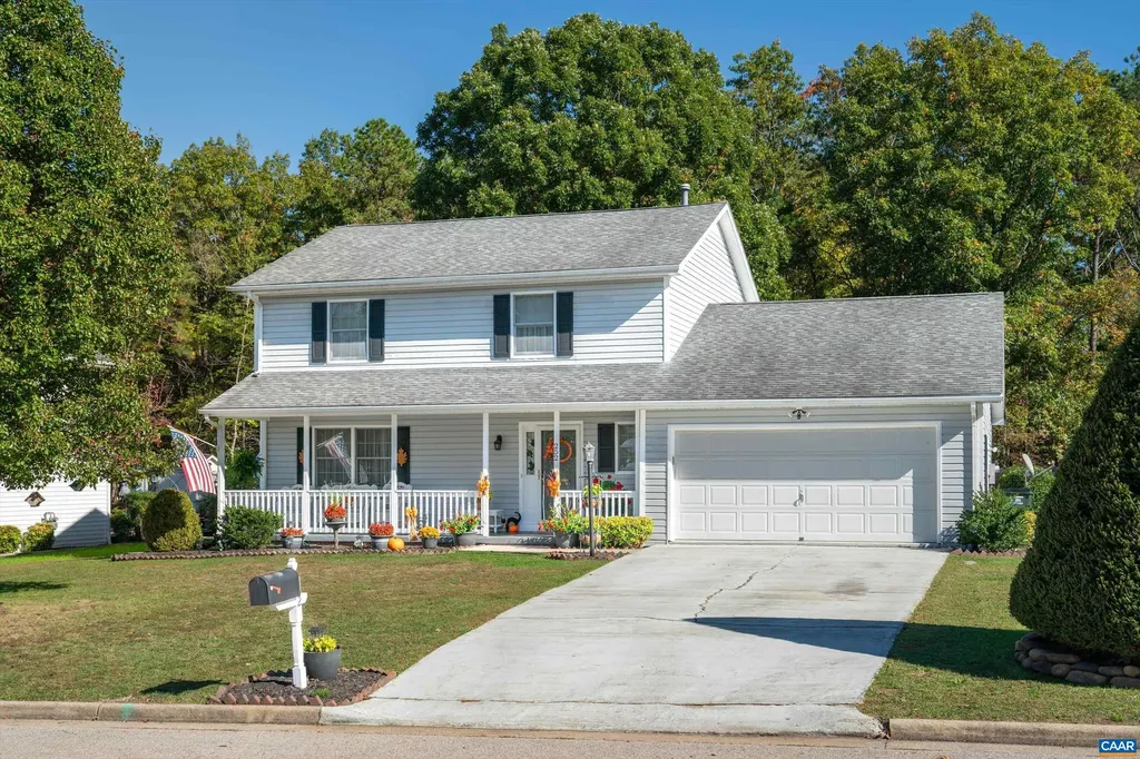 252 Flint Mountain Drive Stuarts Draft VA 24477