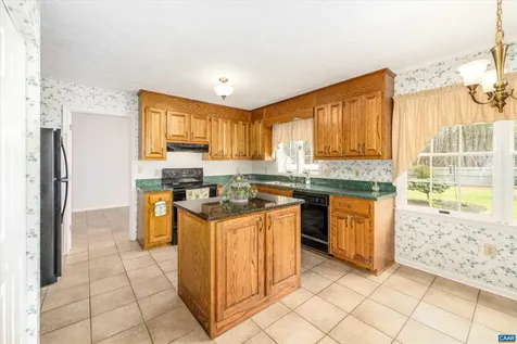 252 Flint Mountain Drive Stuarts Draft VA 24477