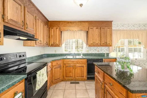 252 Flint Mountain Drive Stuarts Draft VA 24477