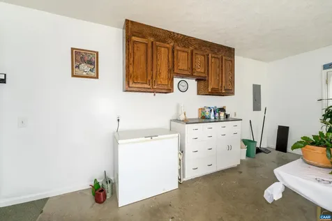 252 Flint Mountain Drive Stuarts Draft VA 24477