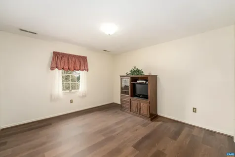 252 Flint Mountain Drive Stuarts Draft VA 24477