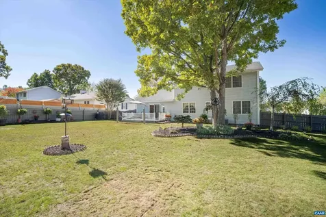 252 Flint Mountain Drive Stuarts Draft VA 24477