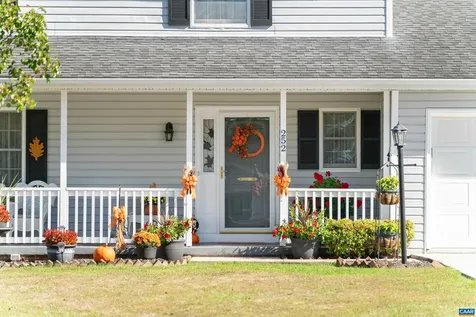252 Flint Mountain Drive Stuarts Draft VA 24477