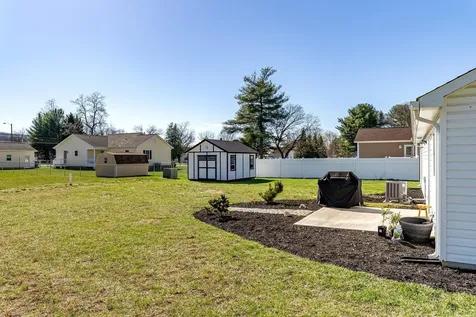 107 8th Street Grottoes VA 24441