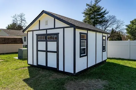 107 8th Street Grottoes VA 24441