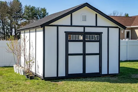 107 8TH Street Grottoes VA 24441