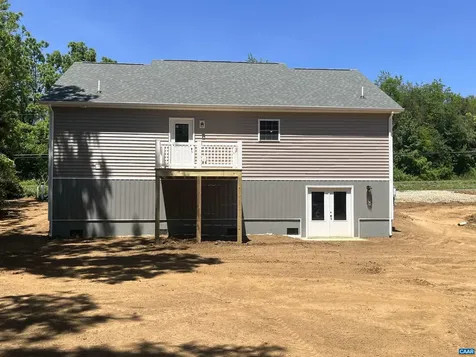 17380 Mt Pleasant Road Elkton VA 22827