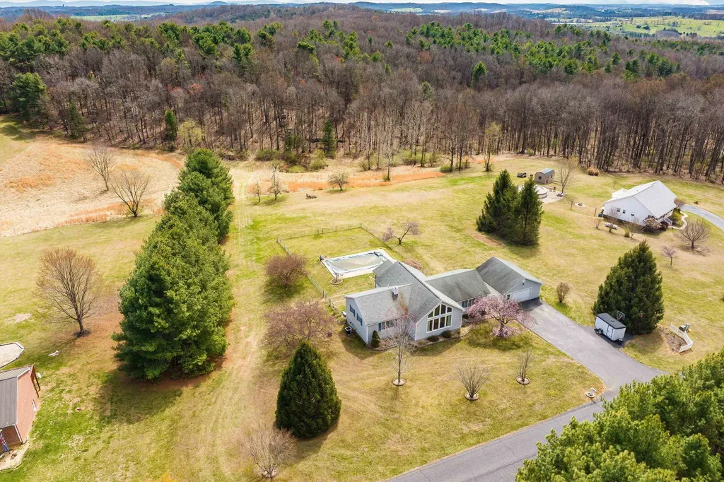 259 Taliaferro Drive Churchville VA 24421