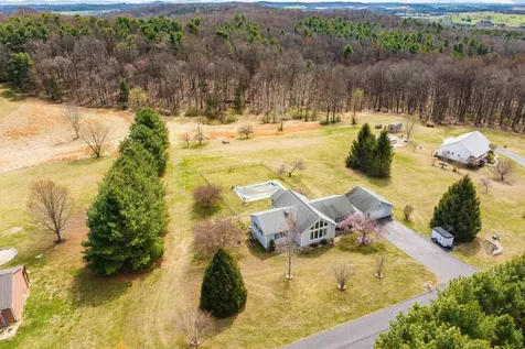 259 Taliaferro Drive Churchville VA 24421