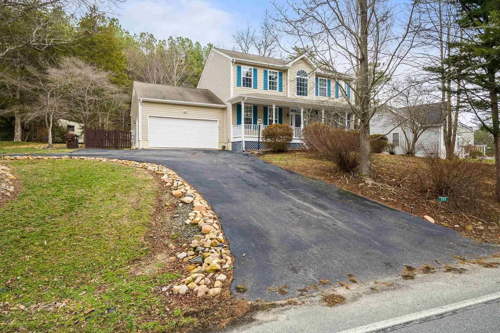 773 Jefferson Drive Palmyra VA 22963