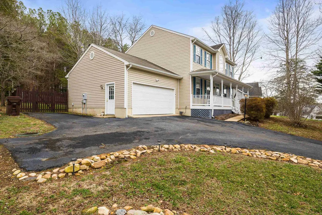 773 Jefferson Drive Palmyra VA 22963