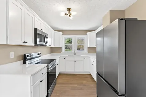 16 Mulberry Street Staunton VA 24401