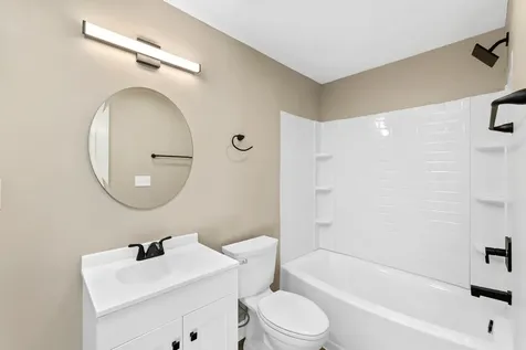 16 Mulberry Street Staunton VA 24401