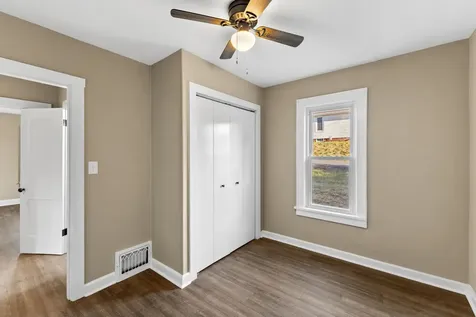 16 Mulberry Street Staunton VA 24401