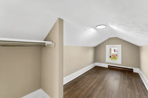 16 Mulberry Street Staunton VA 24401