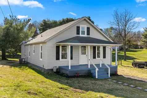 16 Mulberry Street Staunton VA 24401