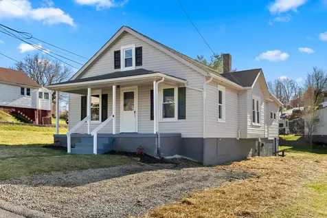 16 Mulberry Street Staunton VA 24401