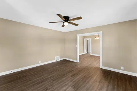 16 Mulberry Street Staunton VA 24401
