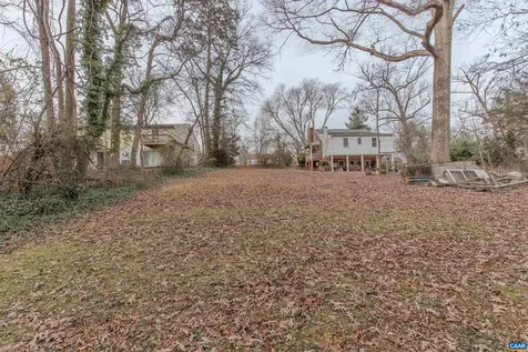 202 Raymond Avenue Charlottesville VA 22903