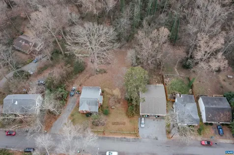 202 Raymond Avenue Charlottesville VA 22903