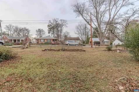 202 Raymond Avenue Charlottesville VA 22903
