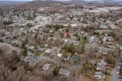 202 Raymond Avenue Charlottesville VA 22903