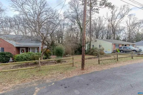 202 Raymond Avenue Charlottesville VA 22903