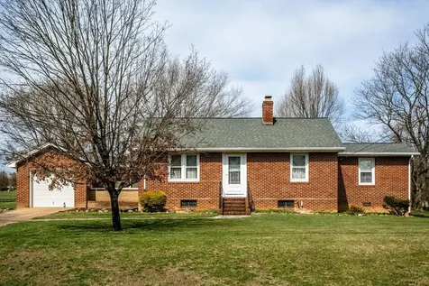 8635 North Valley Pike Rockingham VA 22802