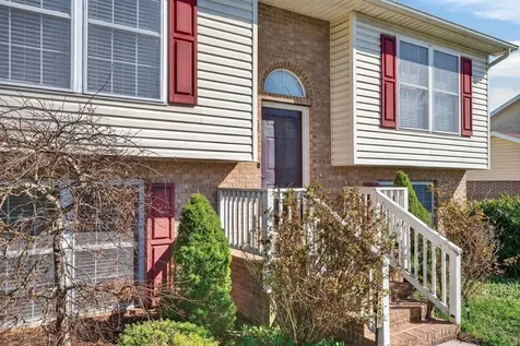 1390 Stonechris Drive Harrisonburg VA 22802