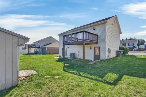 1390 Stonechris Drive Harrisonburg VA 22802