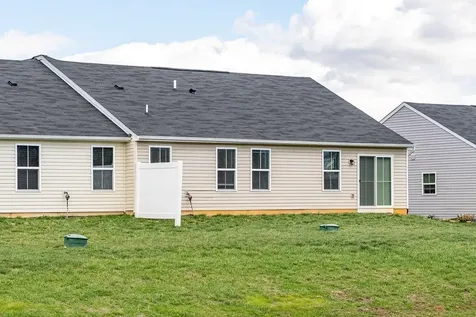 17 South Peak Drive Mcgaheysville VA 22840