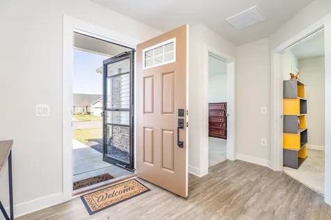 17 South Peak Drive Mcgaheysville VA 22840