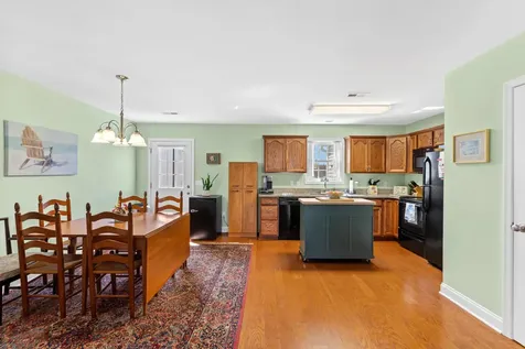 809 Carson Circle Grottoes VA 24441