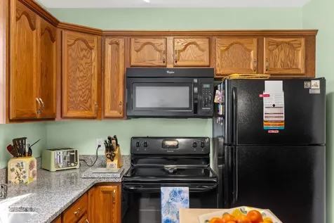 809 Carson Circle Grottoes VA 24441
