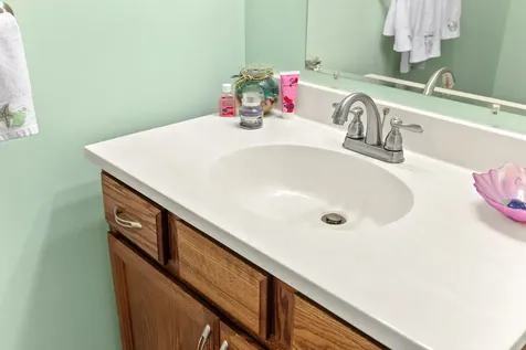 809 Carson Circle Grottoes VA 24441