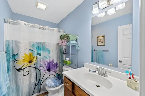 809 Carson Circle Grottoes VA 24441