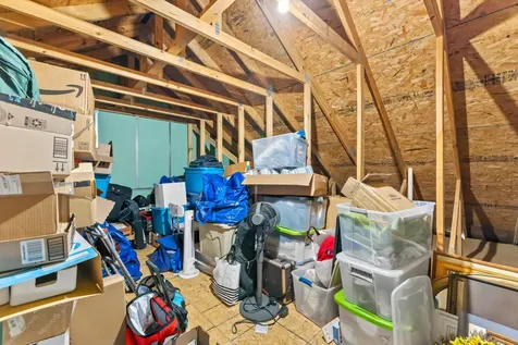 809 Carson Circle Grottoes VA 24441