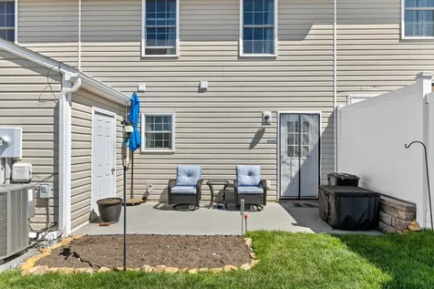 809 Carson Circle Grottoes VA 24441